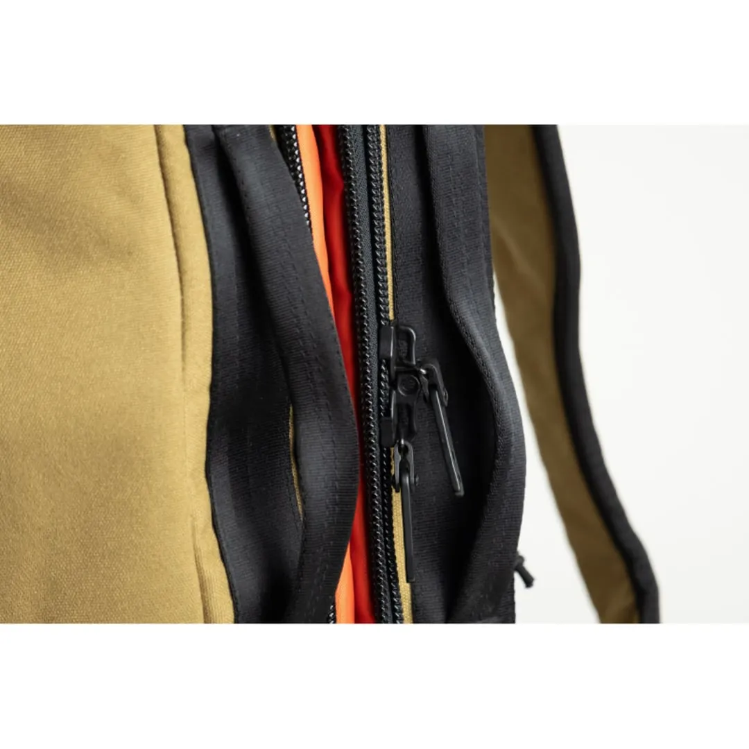 Mountain Briefcase 35-50L