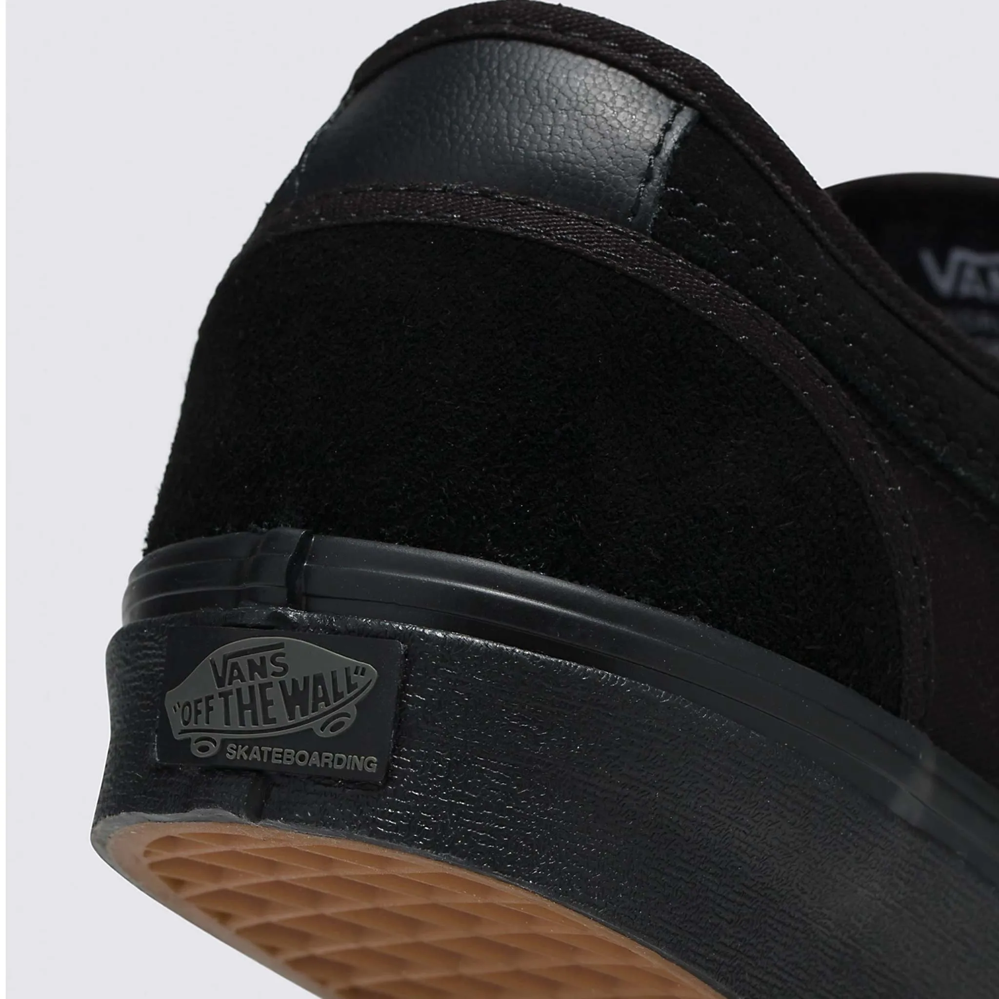 Skate Chukka Low Shoes
